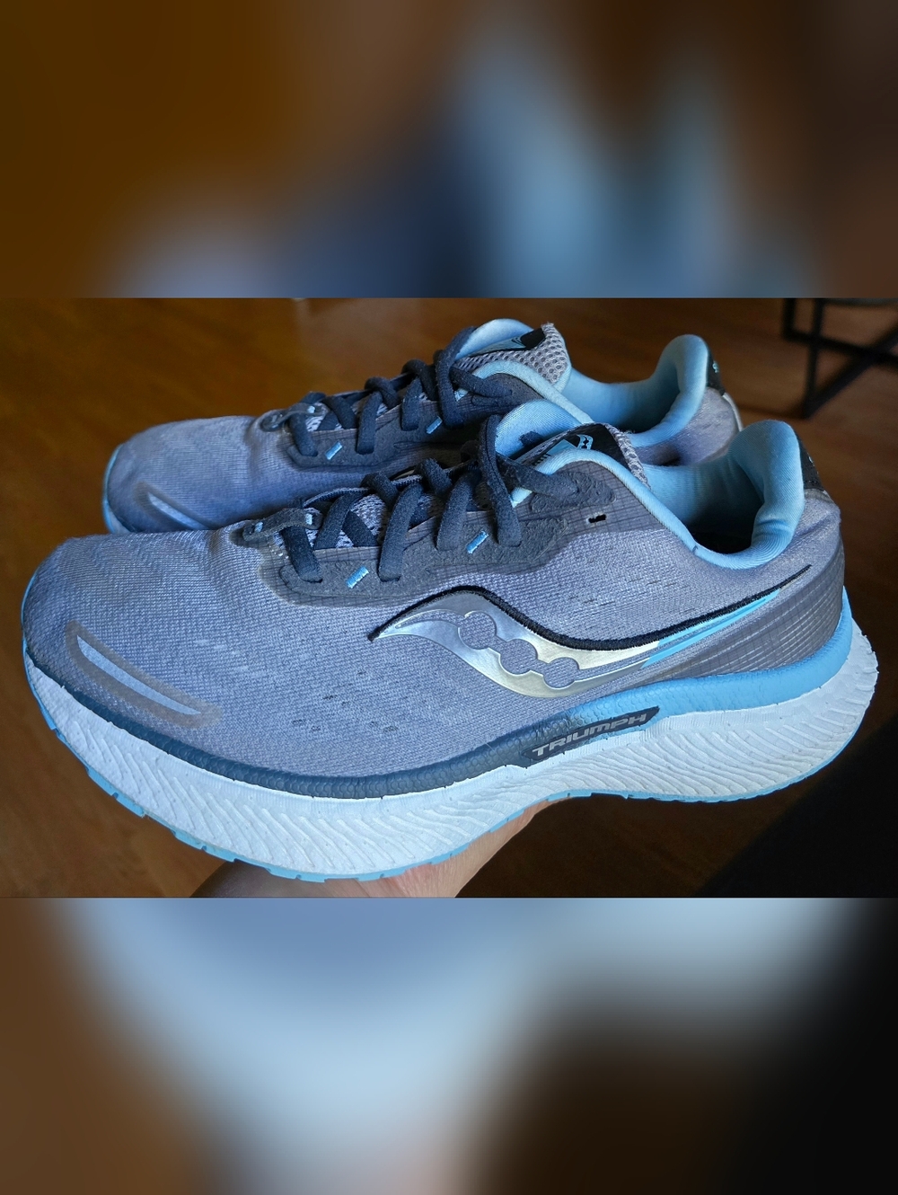 Sz 7.5 Women's SAUCONY TRIUMPH 19 'Allow Powder Blue' Running Shoes